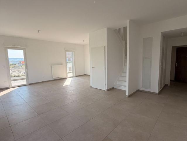 Location Appartement 5 pièces 117m²
