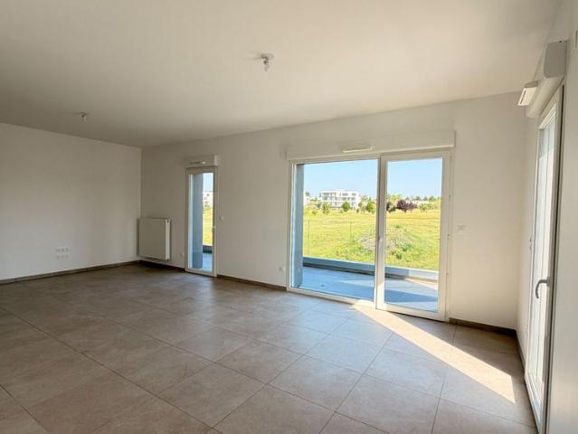 Location Appartement 5 pièces 117m²