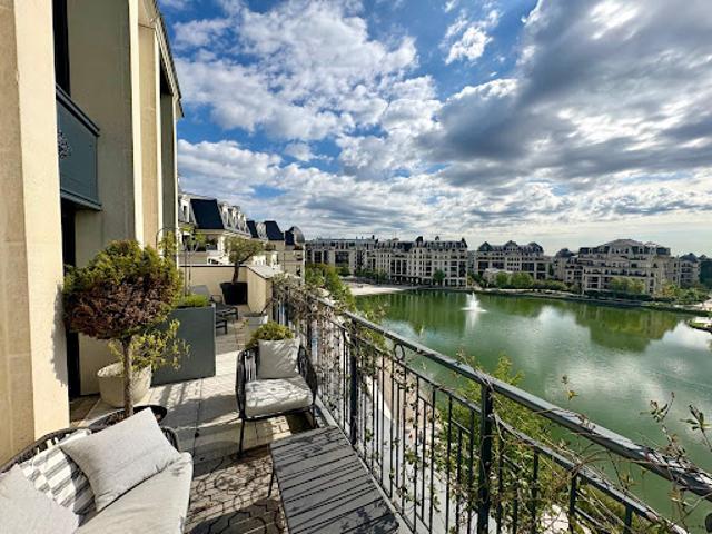 Location Appartement 5 pièces 119.77 m2 Clamart