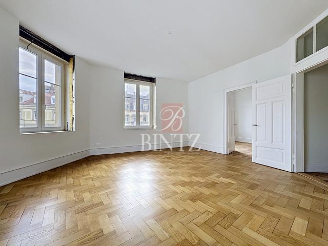 Location Appartement 5 pièces 120m² STRASBOURG 67000