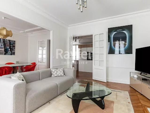 Location Appartement 5 pièces 121 m2 Paris 17ème