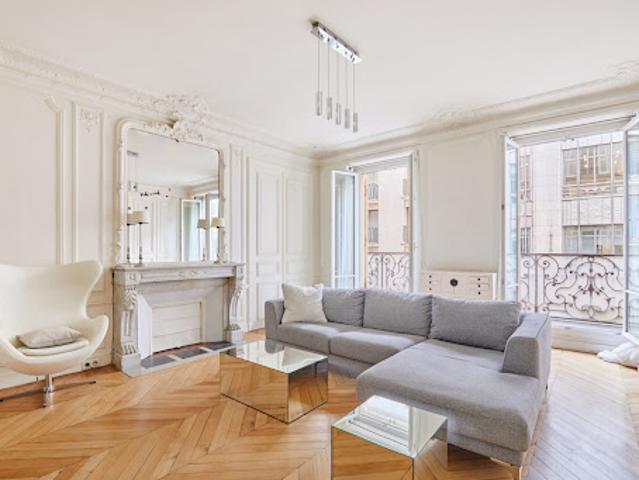 Location Appartement 5 pièces 121 m2 Paris 8ème