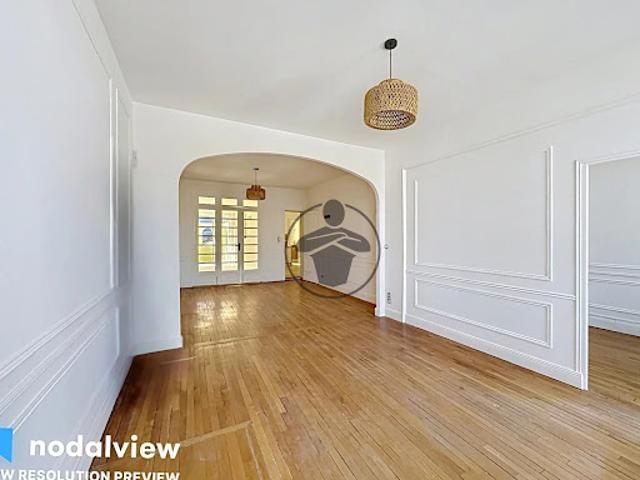 Location Appartement 5 pièces 123.27 m2 Saint Quentin