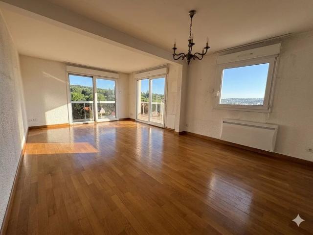Location Appartement 5 pièces 124m² ST MARTIN BOULOGNE 62280
