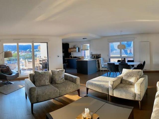Location Appartement 5 pièces 125m² CHAMALIERES 63400