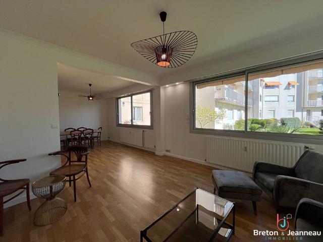 Location Appartement 5 pièces 125m²