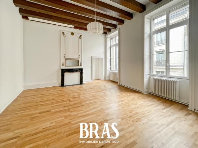 Location Appartement 5 pièces 127m² NANTES 44000