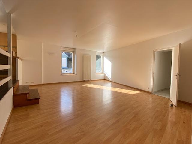 Location Appartement 5 pièces 132.4 m2 Saint Brieuc