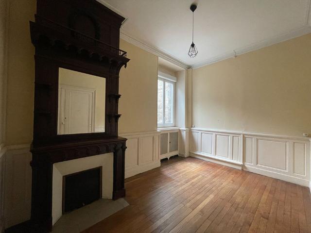 Location Appartement 5 pièces 133m²