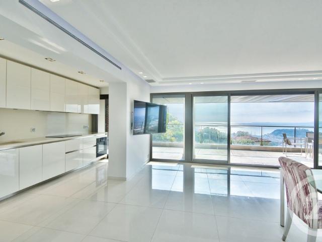 Location Appartement 5 pièces 148m² NICE 06300