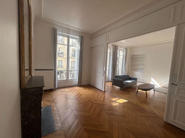 Location Appartement 5 pièces 148m²