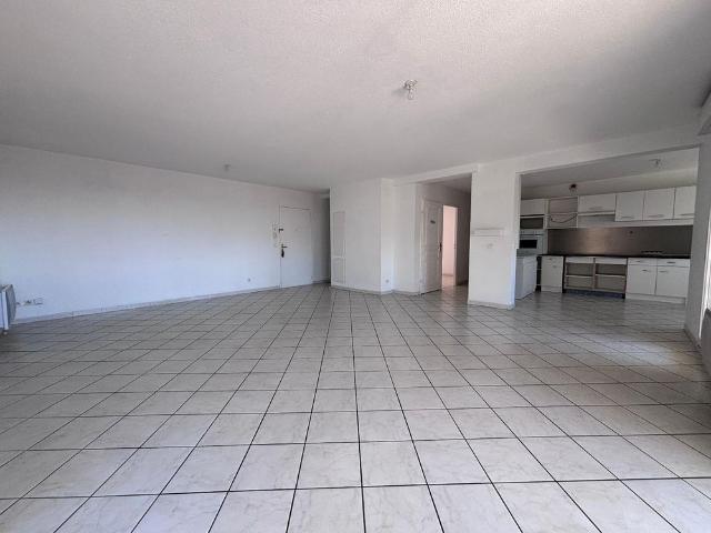 Location Appartement 5 pièces 154m² AUBENAS 07200