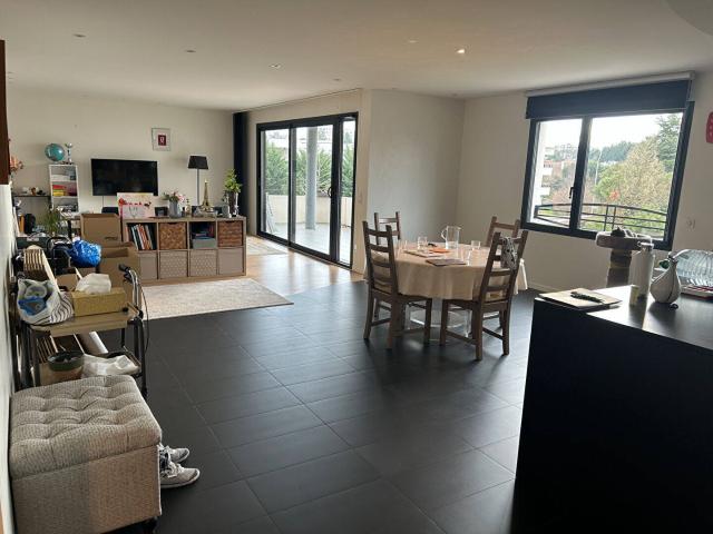 Location appartement 5 pièces 166.04 m² à Saint Genis Pouilly 01630 2 924,00 € / mois CC