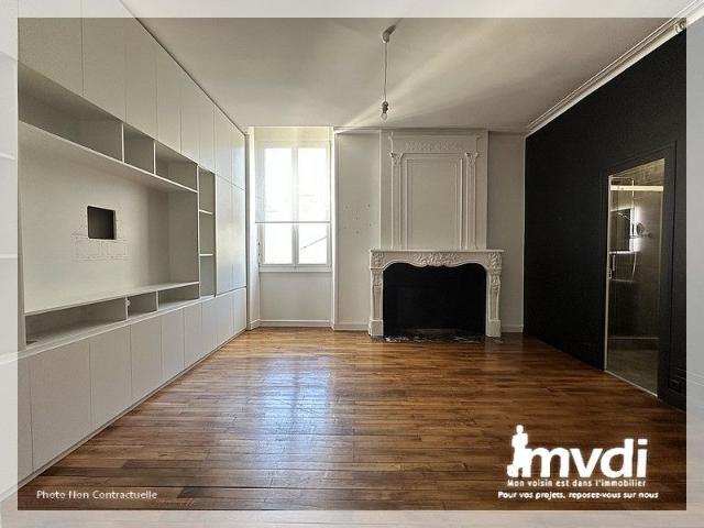 Location Appartement 5 pièces 166m²