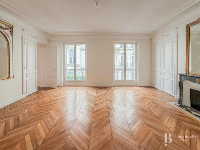 Location Appartement 5 pièces 168 m2 Paris 8ème