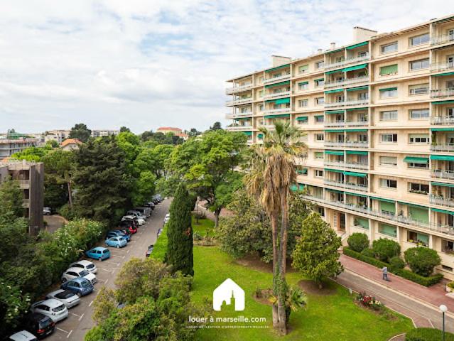 Location Appartement 5 pièces 171 m2 Marseille 8ème