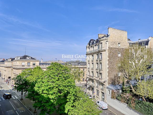 Location Appartement 5 pièces 182 m2 Paris 7ème