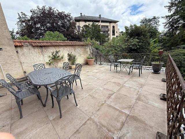 Location Appartement 5 pièces 194 m2 Pau