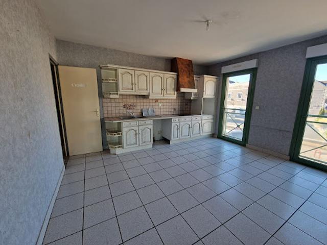 Location Appartement 5 pièces 198.2 m2 Guérigny