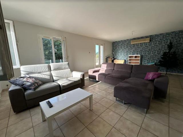 Location Appartement 5 pièces 217 m2 La Chapelle Vendômoise