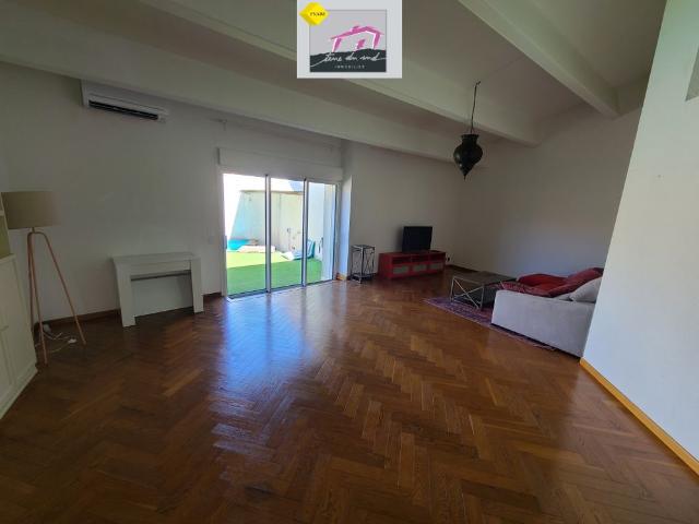 Location Appartement 5 pièces 221m² LEZIGNAN CORBIERES 11200