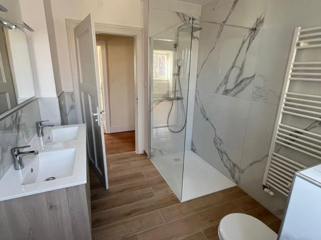 location Appartement 5 pièces à Colmar REF 67/06 IB