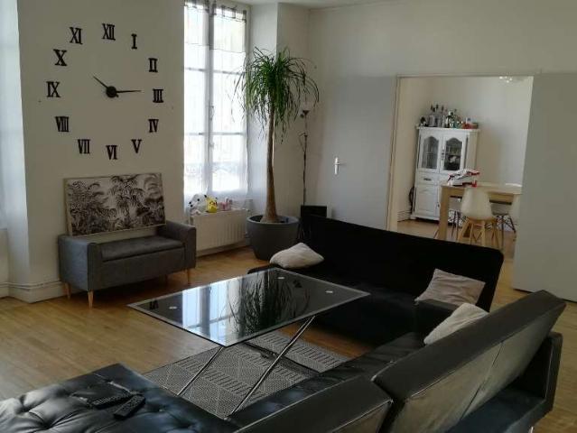 Location appartement 5 pièces Angers Centre 49