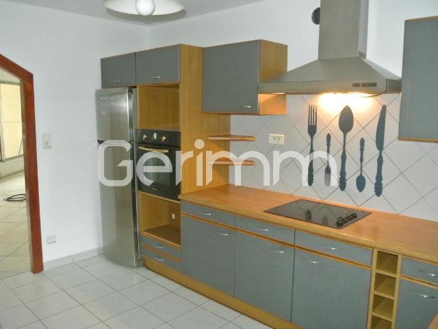 Location Appartement 5 pièces + cuisine 106,15 m² 1