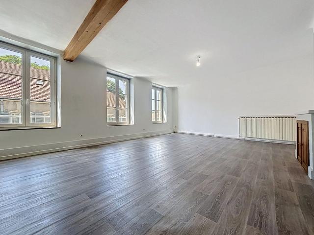 Location appartement 5 pièces, Jouy aux Arches
