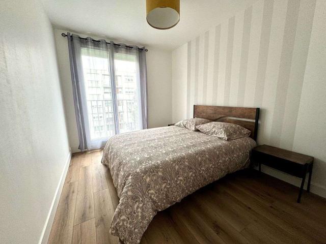 Location appartement 5 pièces Laval 53