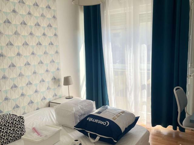 Location appartement 5 pièces Laval Centre Ville Cathédrale 53
