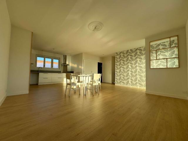 Location appartement 5 pièces Les Herbiers 85