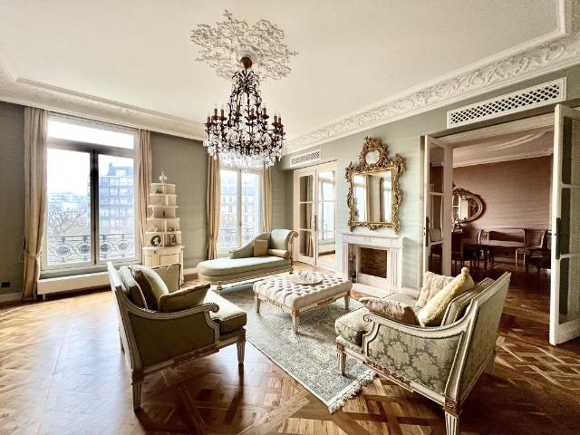 Location Appartement 5 pièces Meublé 309m² PARIS 16ème