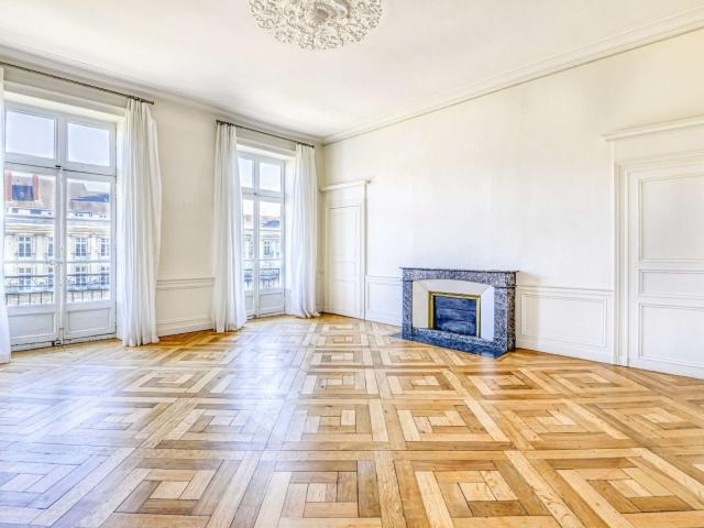 Location appartement 5 pièces Nantes 44