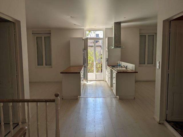 Location appartement 5 pièces Pineuilh 33
