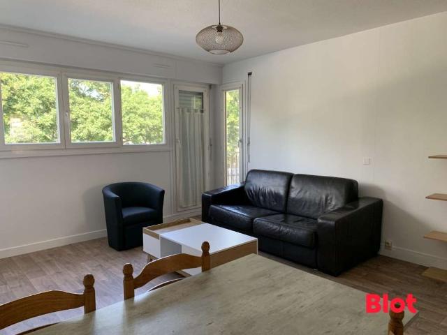 Location appartement 5 pièces Rennes Centre Ville 35