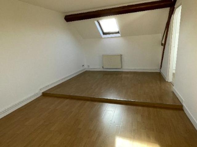 Location appartement, 60.9 m² T 3 à Couilly Pont aux Dames, 850 €