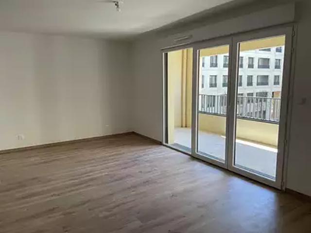 location appartement, 67.32 m²