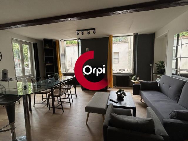 Location appartement, 64.36 m² T 3 à Vienne, 820 €