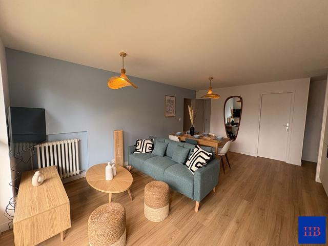 Location Appartement 6 pièces 93m²