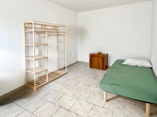 Location Appartement 6 pièces 92m² NICE 06300
