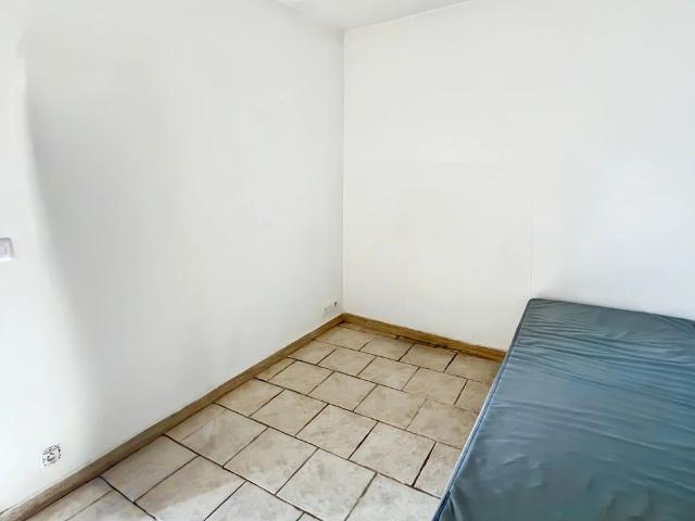 Location Appartement 6 pièces 92m² NICE 06300