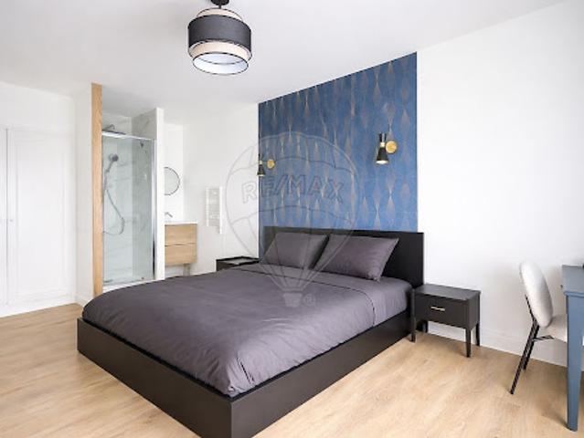 Location Appartement 6 pièces 103 m2 Merignac