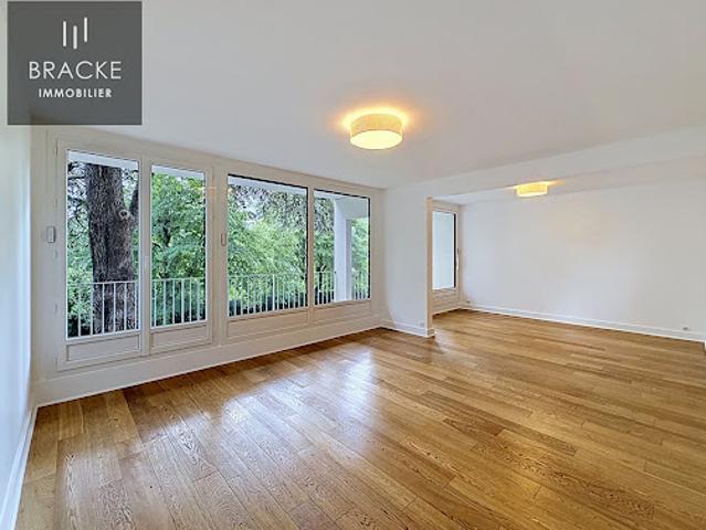 Location Appartement 6 pièces 115.35 m2 Courbevoie