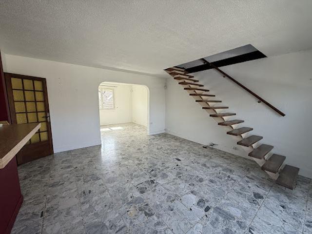 Location Appartement 6 pièces 120 m2 Villemomble