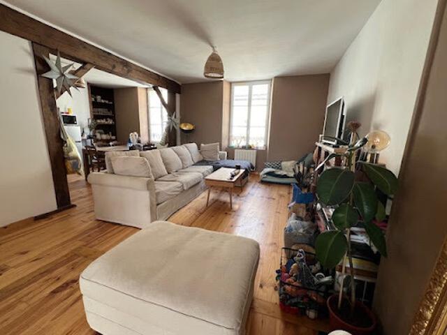 Location Appartement 6 pièces 132.37 m2 Bellême