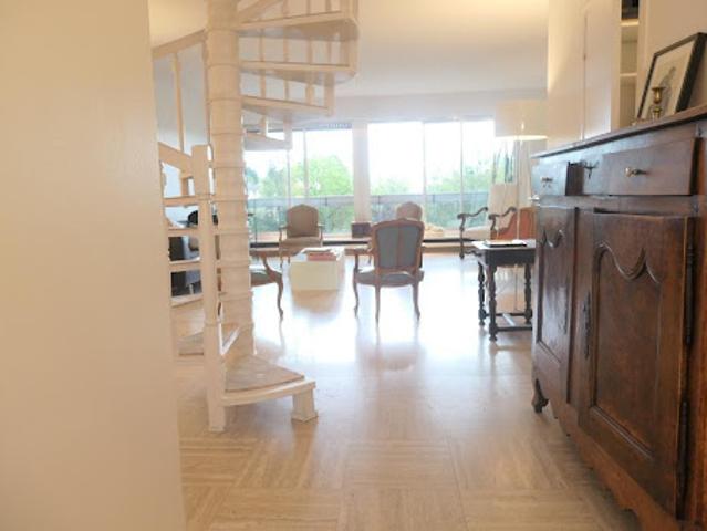 Location Appartement 6 pièces 135 m2 Saint Etienne