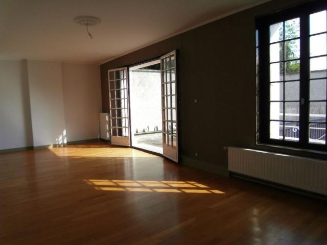 Location Appartement 6 pièces 137m²
