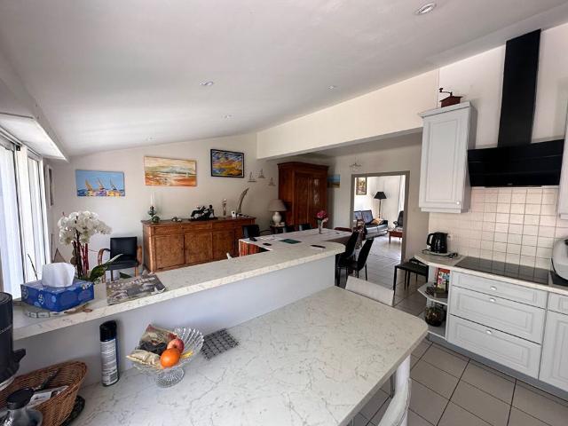 Location appartement 6 pièces, 149.79m², Les Sables d'Olonne