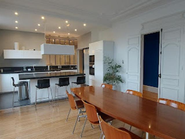 Location Appartement 6 pièces 172 m2 Dijon